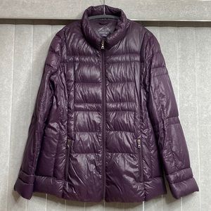 ULTRA LIGHTWEIGHT DOWN FILL PACKABLE JACKET SIZE XL, machine wash